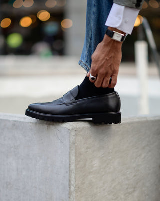 Southern Gents Smithson Penny Lug Loafer – Black