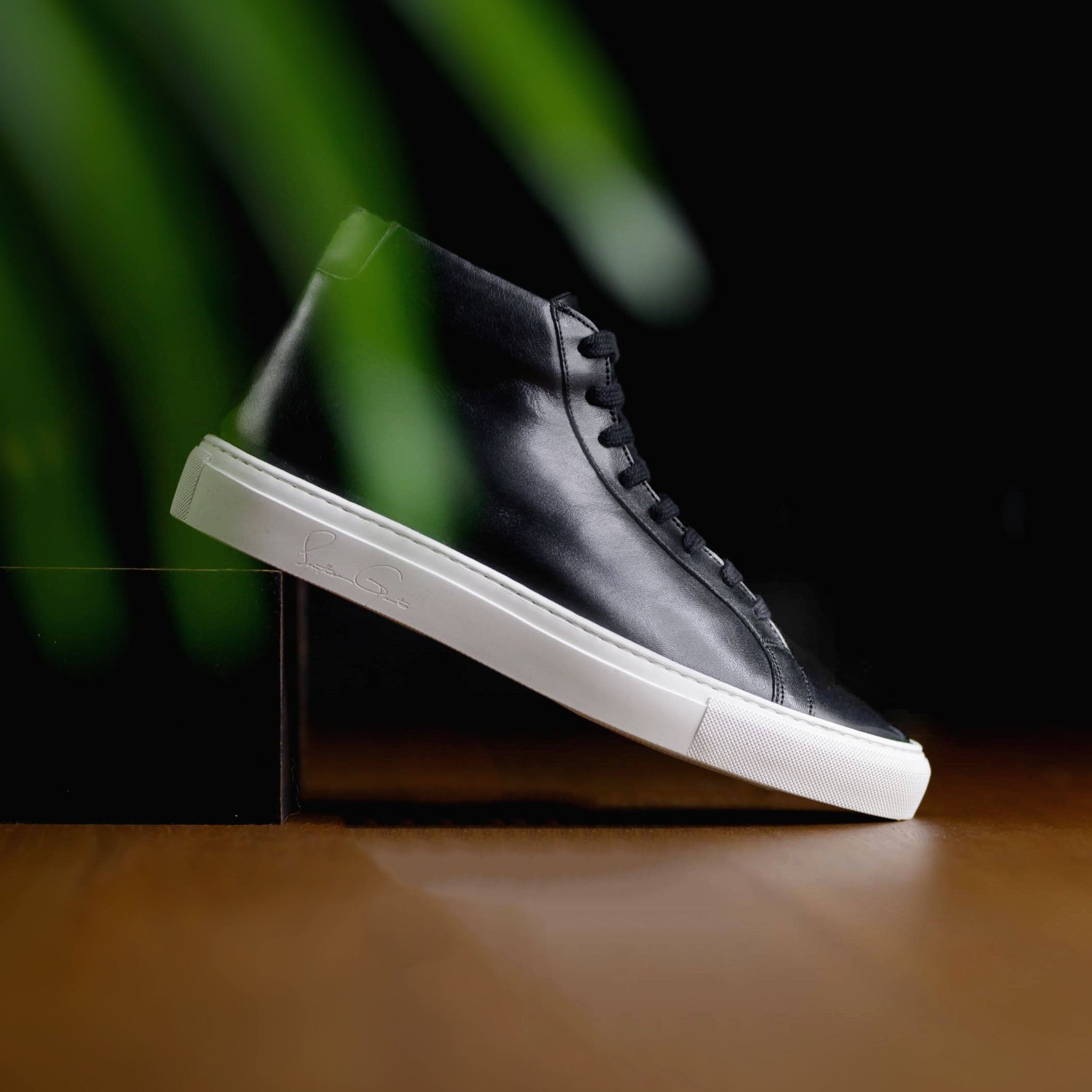 Southern Gents Classic Midtop Sneaker - Black 