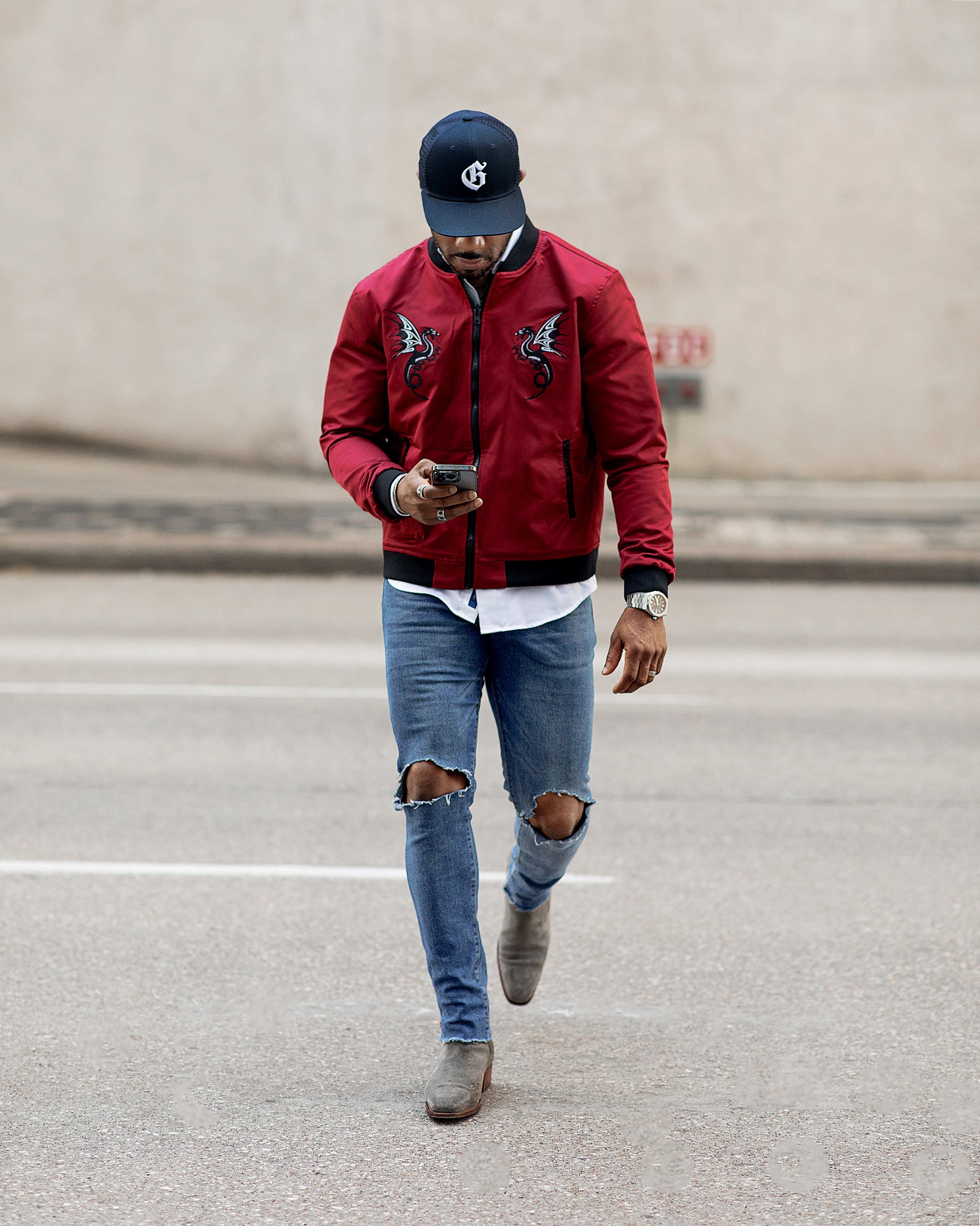 Maroon bomber clearance jacket mens outfit